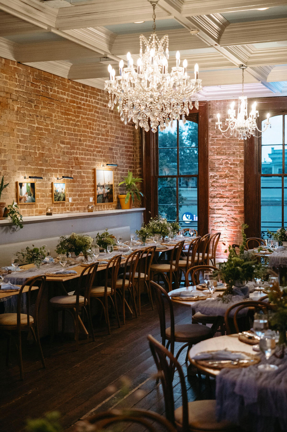 Wedding florals by Le Fleuriste